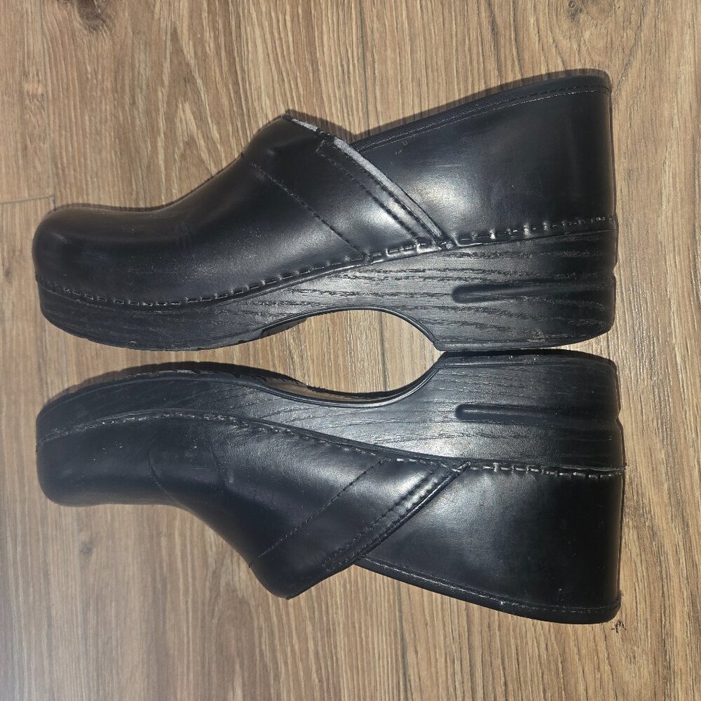 Dansko Clogs - Picture 3 of 8